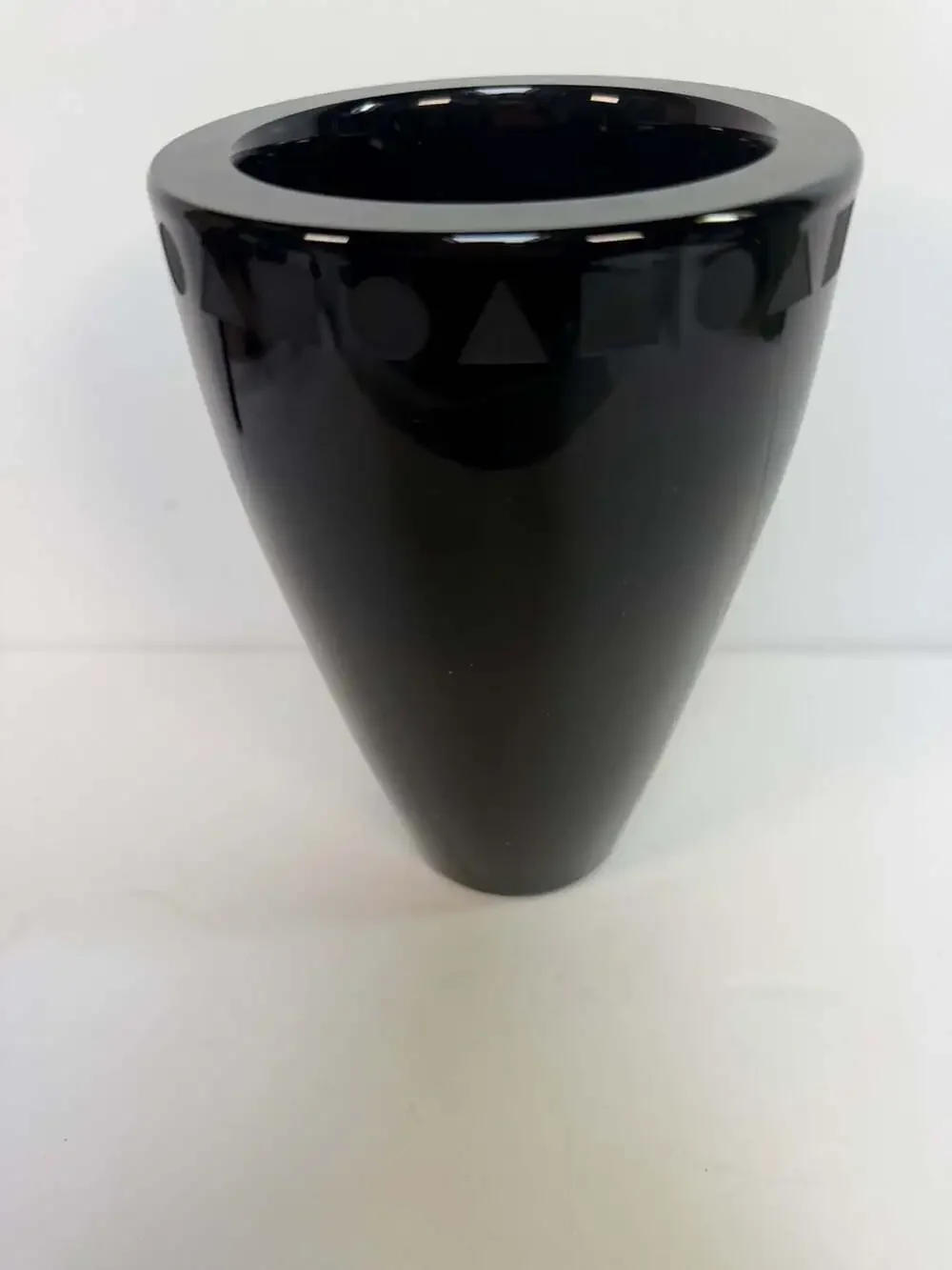 Sasaki Ward Bennett 24% Lead Crystal Black Sengai Vase 6.5